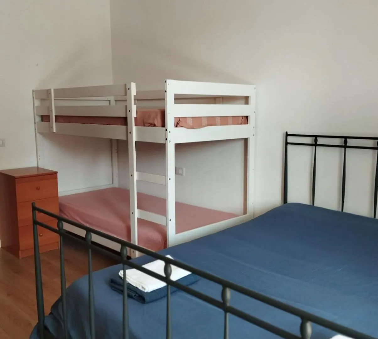 Appartement Il Filo Di Arianna à Albissola Marina 0*,